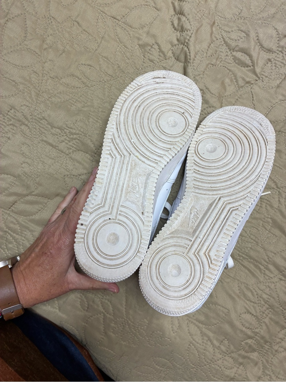 Nike White Air Force Low-Top Leather Sneakers - Picture 4 of 8